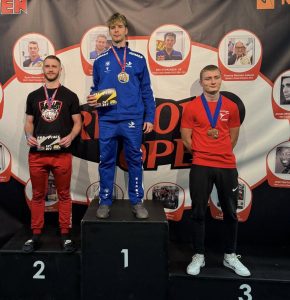 Három érmet nyert a kick-boxos Bálint Martin Angliában