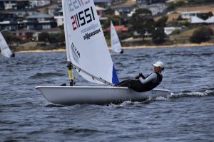 Érdi Mária ezüstérmet szerzett az ausztrál nyílt vitorlázó bajnokságon – kiváló formában folytatja a nemzetközi versenyzést